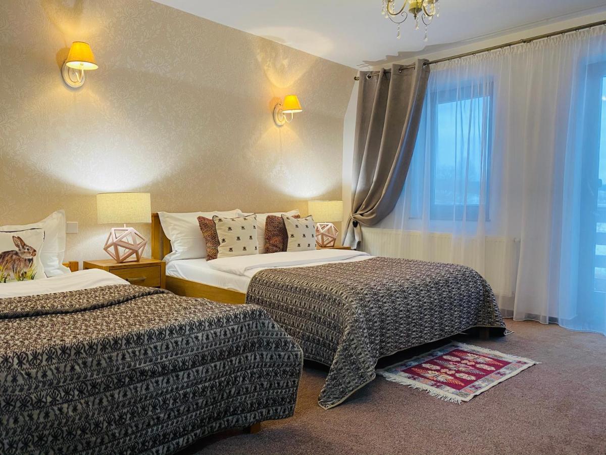 Pensiunea Doina Bucovinei Hotel Mînăstirea Humorului Bagian luar foto