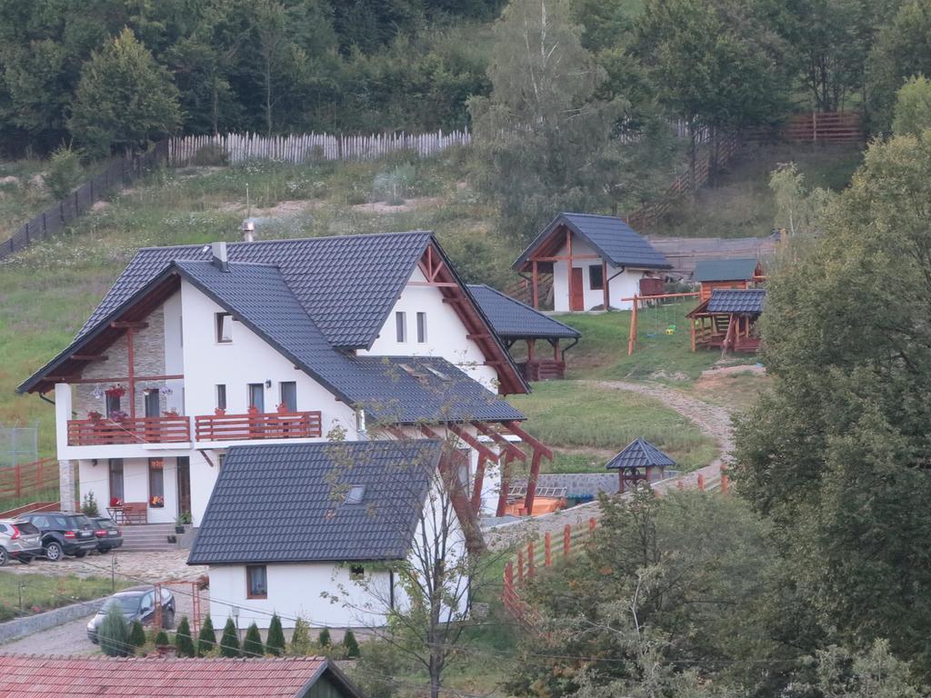 Pensiunea Doina Bucovinei Hotel Mînăstirea Humorului Bagian luar foto