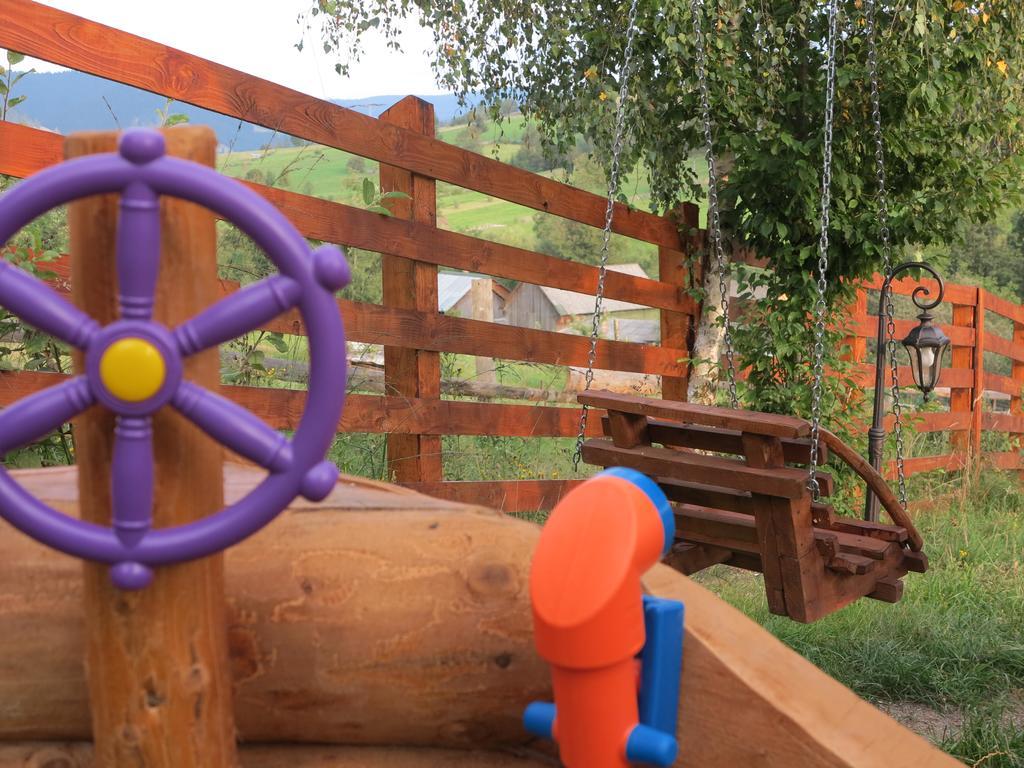 Pensiunea Doina Bucovinei Hotel Mînăstirea Humorului Bagian luar foto